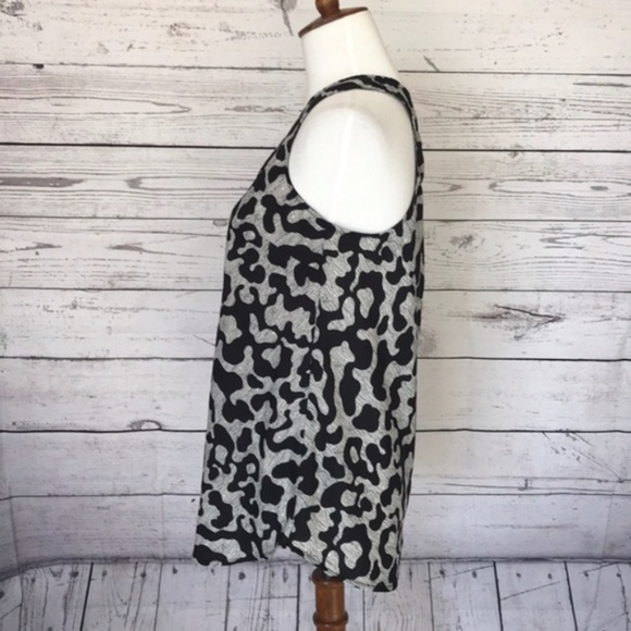 MOSSIMO SUPPLY CO Sheath V-neck Sleeveless Animal Print Top Size XS - Picture 5 of 10
